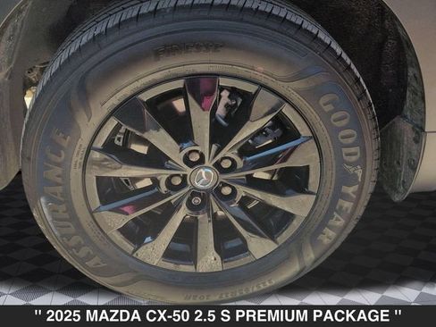 Used 2025 MAZDA CX-50 AWD 2.5 S w/ Weather Package image 43