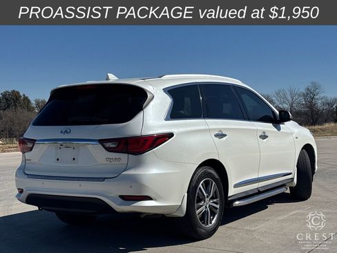 Used 2020 INFINITI QX60 Luxe w/ Essential Package image 2