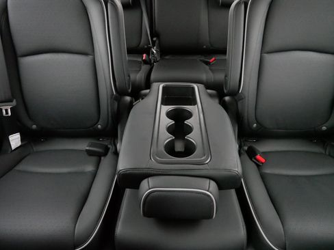 Certified 2026 Honda Odyssey Elite image 13