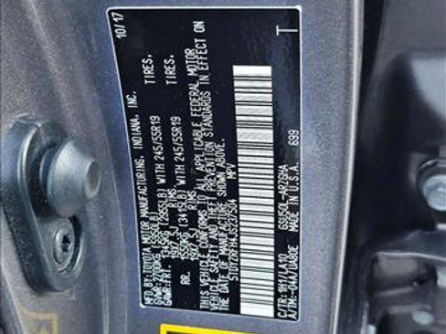 Used 2018 Toyota Highlander Limited image 26