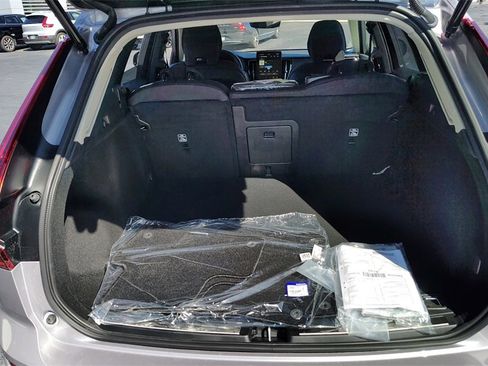 New 2026 Volvo XC60 B5 Plus w/ Climate Package image 29