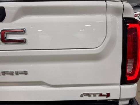 Used 2021 GMC Sierra 2500 AT4 image 24