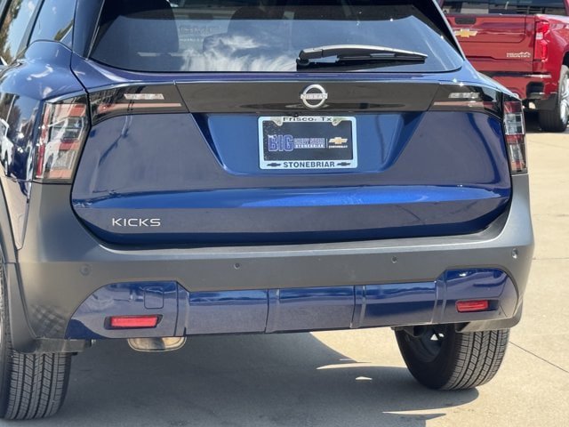 Used 2026 Nissan Kicks SV w/ SV Premium Package FWD image 8