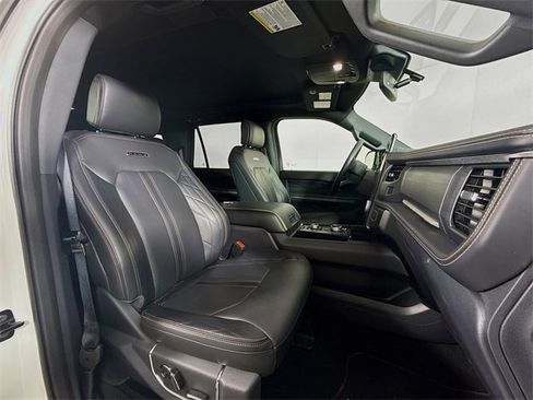 Used 2024 Ford Expedition Max Platinum image 31