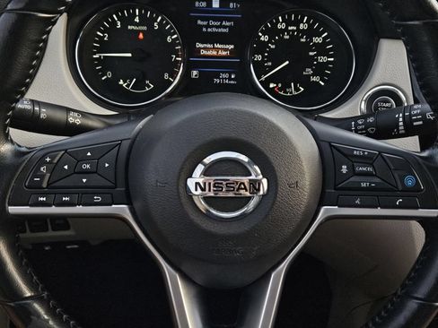 Used 2021 Nissan Rogue Sport SL w/ Premium Package FWD image 29