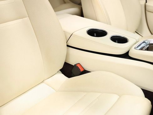 Used 2022 Porsche Panamera image 94