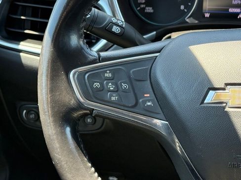 Used 2020 Chevrolet Equinox LT image 38