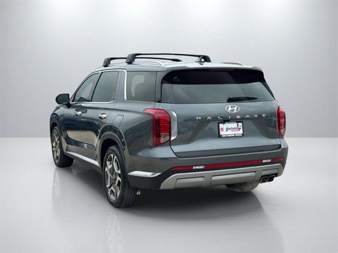 Used 2024 Hyundai Palisade Limited image 7