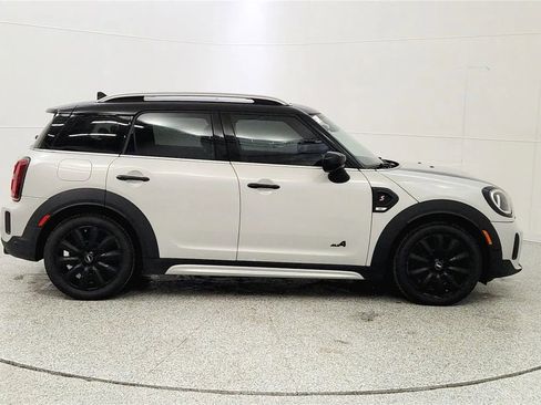 Used 2023 MINI Cooper Countryman S w/ Premium Package image 8