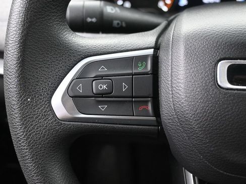 Used 2023 Jeep Compass Sport AWD/4WD image 19