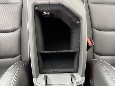 Used 2024 Genesis GV70 2.5T w/ Advanced Package AWD/4WD image 36