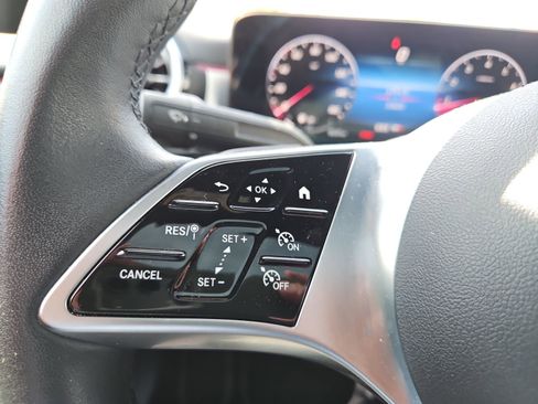 Used 2025 Mercedes-Benz CLA 250 4MATIC image 24