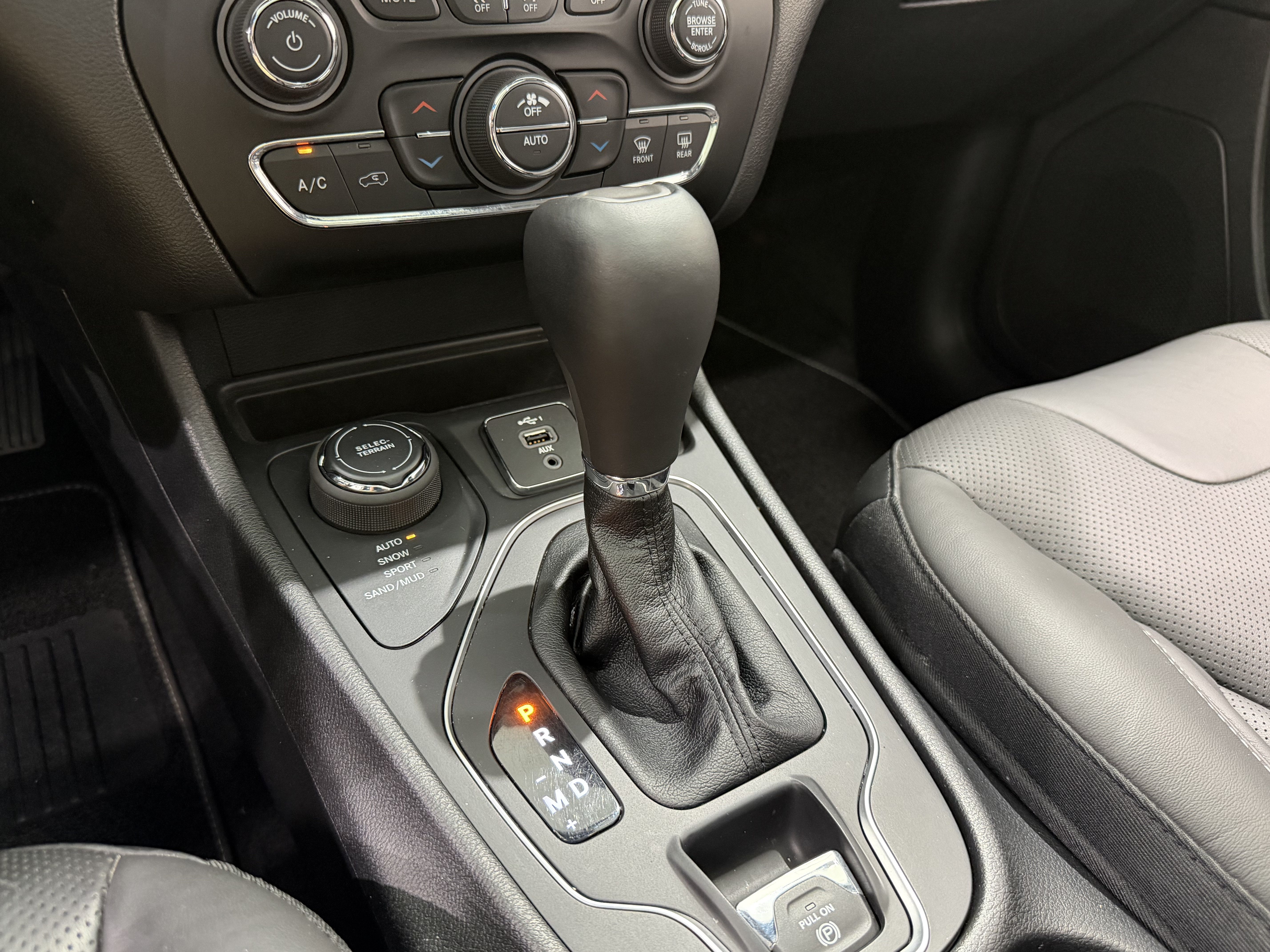 Used 2021 Jeep Cherokee Latitude Lux 80th Anniv w/ Quick Order Package 26U 80TH AWD/4WD image 33