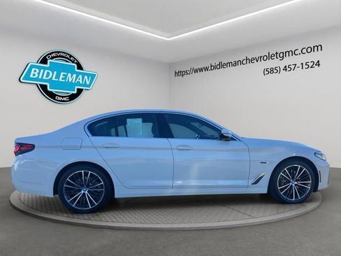 Used 2023 BMW 530e xDrive image 36