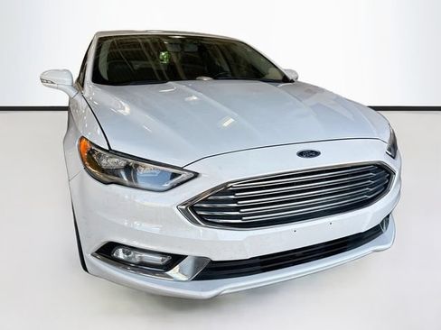 Used 2018 Ford Fusion Titanium AWD/4WD image 3