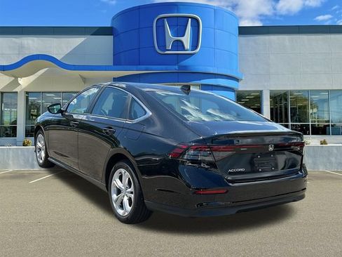 Used 2023 Honda Accord LX image 6