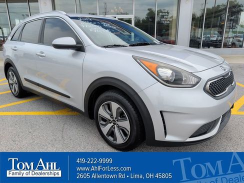 Used 2019 Kia Niro LX FWD image 1