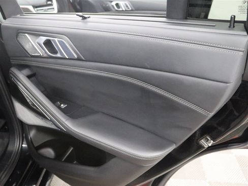 Used 2021 BMW X6 M50i w/ Executive Package AWD/4WD image 25