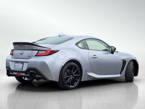 Used 2024 Toyota GR86 Premium RWD image 5