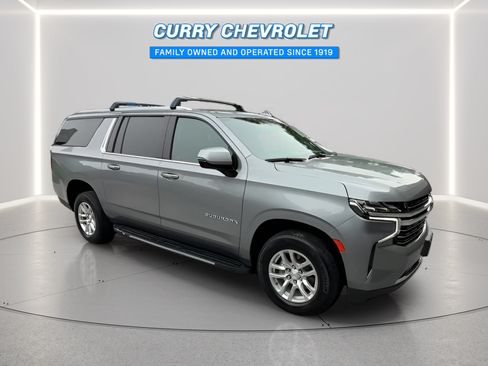 Used 2023 Chevrolet Suburban LT w/ Luxury Package AWD/4WD image 1