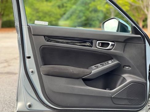 Used 2022 Honda Civic EX image 10