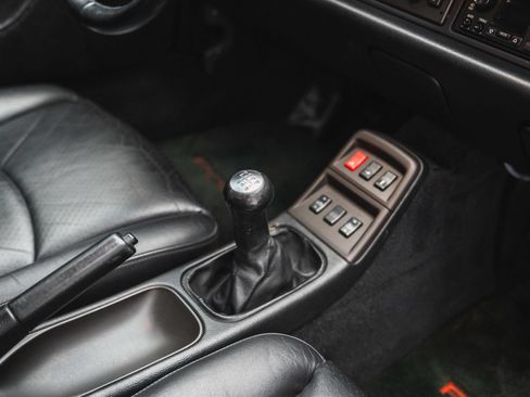 Used 1995 Porsche 911 Carrera RWD image 68