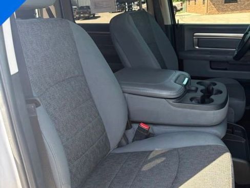 Used 2018 RAM 1500 Big Horn AWD/4WD image 31