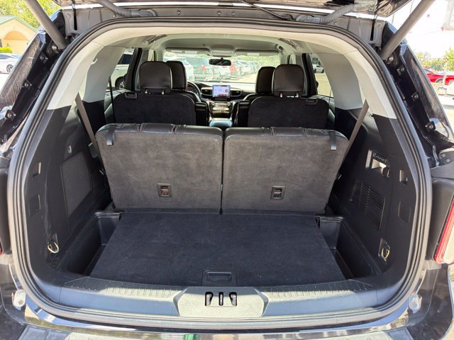 Used 2023 Ford Explorer Limited w/ Equipment Group 301A RWD image 15