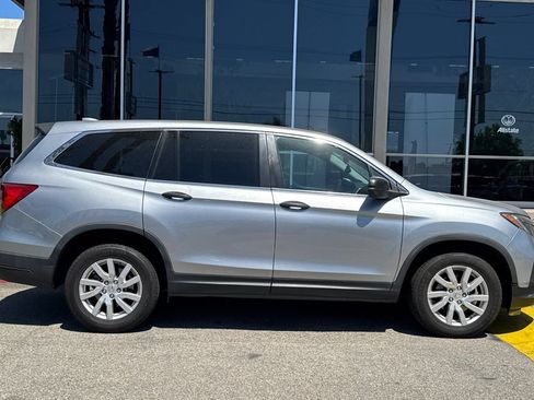 Used 2020 Honda Pilot LX image 4