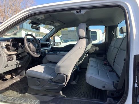 New 2026 Ford F250 XL RWD image 17