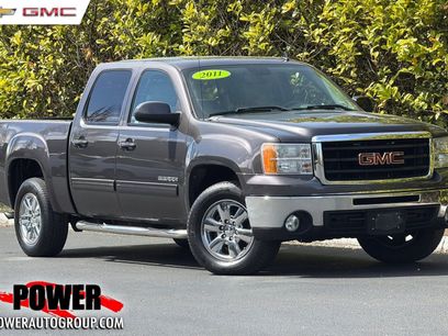 Used 2011 GMC Sierra 1500 SLT w/ SLT Convenience Package