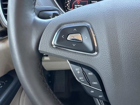 Used 2017 Lincoln MKX Select image 29