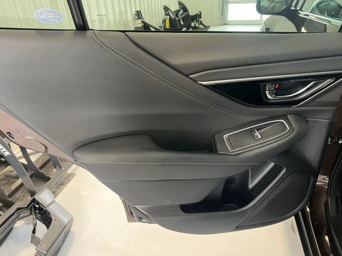 Used 2022 Subaru Outback Limited AWD/4WD image 14
