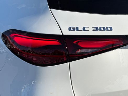 New 2026 Mercedes-Benz GLC 300 image 15