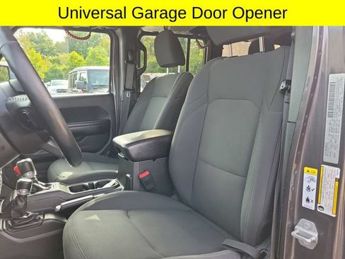 Used 2019 Jeep Wrangler Unlimited Sport S AWD/4WD image 24