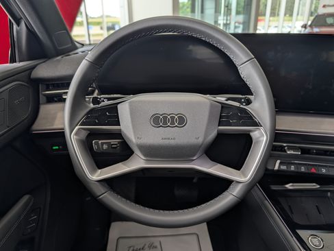 New 2026 Audi Q3 quattro 2.0T AWD/4WD image 9