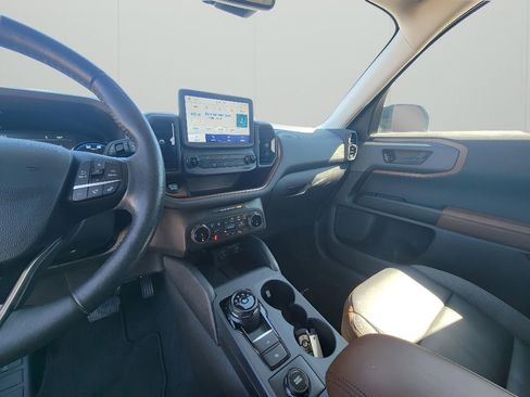 Used 2023 Ford Bronco Sport Outer Banks image 17