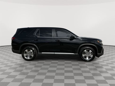 Certified 2025 Honda Pilot EX-L image 5