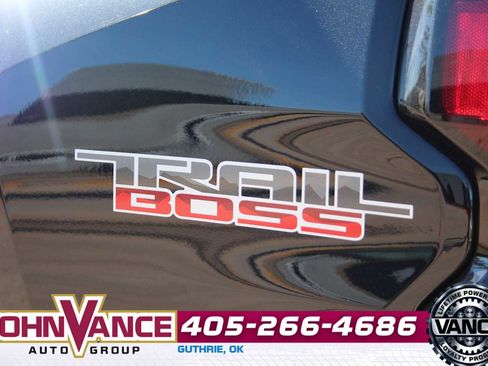 Used 2026 Chevrolet Colorado Trail Boss image 8
