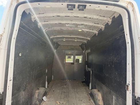 Used 2016 Ford Transit 250 148 High Roof Extended RWD image 11