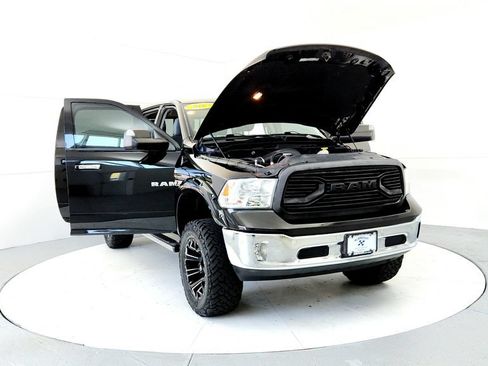 Used 2017 RAM 1500 Big Horn AWD/4WD image 9