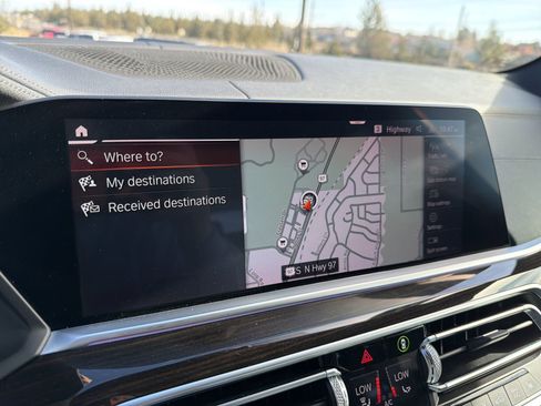 Used 2021 BMW X5 xDrive40i w/ Convenience Package AWD/4WD image 56