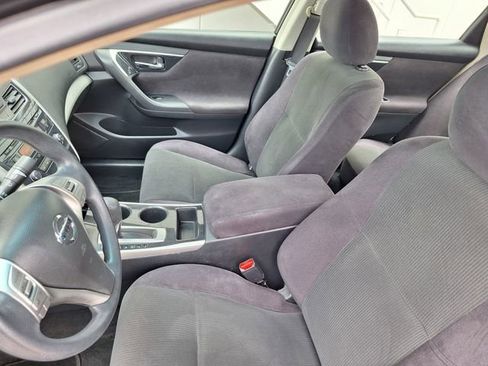 Used 2013 Nissan Altima 2.5 S image 10