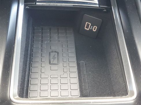 New 2026 Lincoln Corsair Premiere image 23