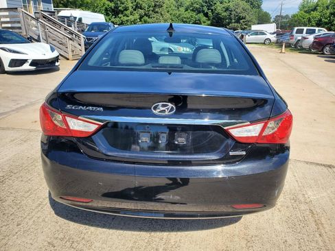 Used 2011 Hyundai Sonata Limited w/ Navigation Pkg 5 FWD image 10