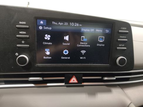 Used 2025 Hyundai Elantra SE FWD image 25