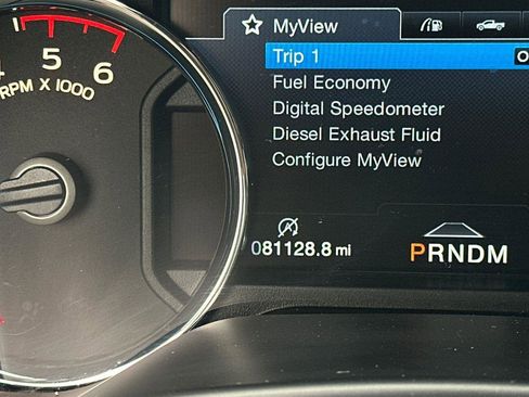 Used 2018 Ford F150 Platinum w/ Equipment Group 701A Luxury image 29