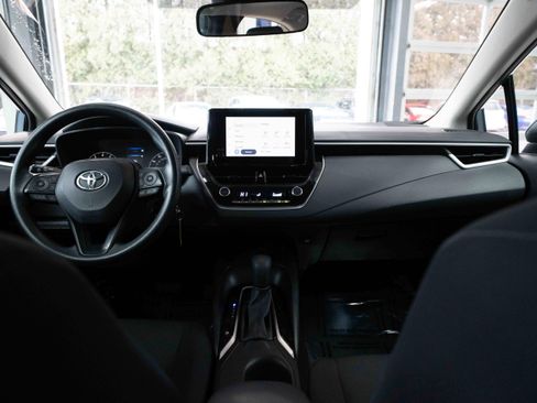 Used 2023 Toyota Corolla LE image 20