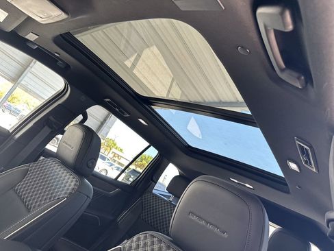 Certified 2025 GMC Acadia Denali w/ Super Cruise Package image 32