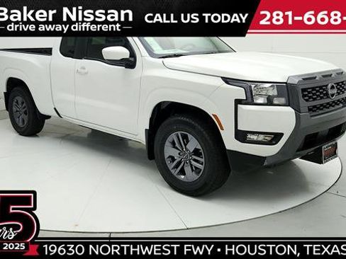 Certified 2025 Nissan Frontier SV w/ SV Convenience Package RWD image 1